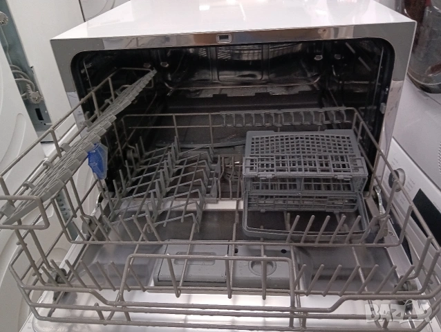 Малка свободно стояща съдомиялна кубче Elektrolux за 6 комплекта с 2 години гаранция!, снимка 2 - Съдомиялни - 53980034