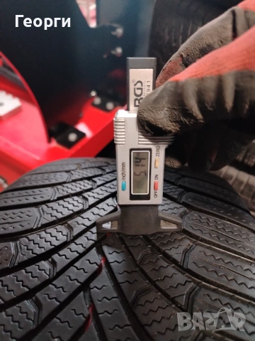 2бр.зимни гуми 255/50/19 Bridgestone, снимка 2 - Гуми и джанти - 53218151