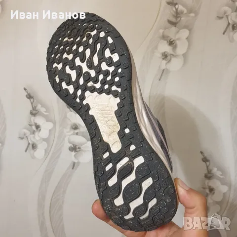 маратонки Nike Revolution 6  номер 39 , снимка 11 - Маратонки - 45560542