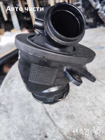 Въздуховод турбина Mercedes E class W211 2.7 CDI 177 конски сили A6110981607, снимка 2 - Части - 50797319