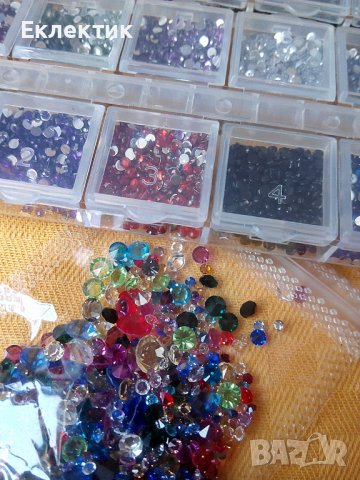 Кристални камъчета — микс, снимка 3 - Продукти за маникюр - 37649168