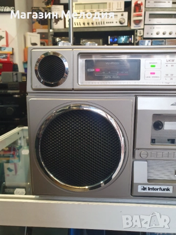 Радиокасетофон INTERFUNK IF 1881 В отлично техническо и визуално състояние., снимка 4 - Радиокасетофони, транзистори - 26401329