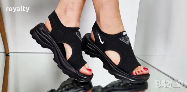 Nike черни дамски сандали , снимка 2 - Сандали - 50394335