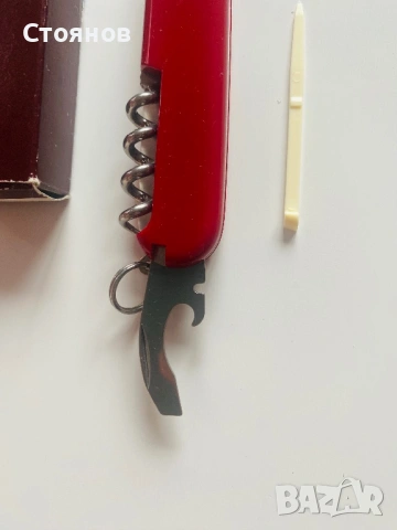 Чисто ново швейцарско ножче Victorinox, снимка 4 - Ножове - 54167969