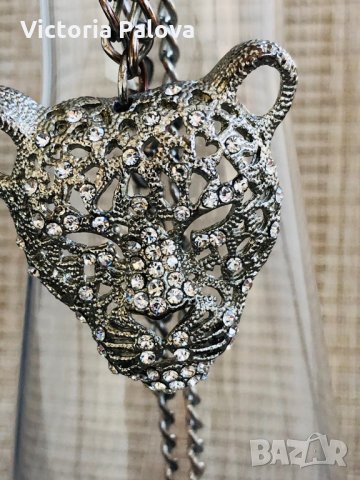 Актуално колие “лъв”,statement 