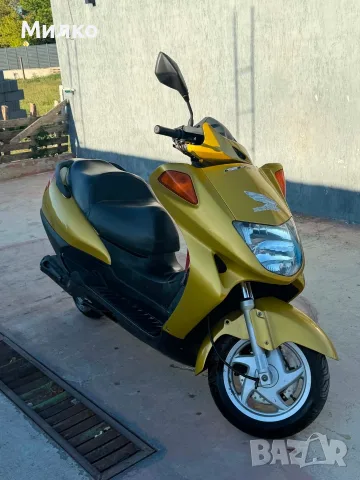 Скутер Honda 250, снимка 3 - Мотоциклети и мототехника - 55877277