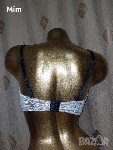 hunkemoller 80 F Черен дантелен сутиен , снимка 4 - Бельо - 42029022