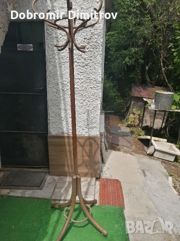 стояща ретро закачалка от дърво от времето на соца , снимка 2 - Антикварни и старинни предмети - 53928457