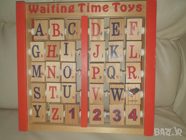 Дървена въртележка азбука на английски и числа
