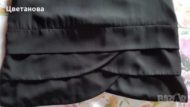 Дамска къса черна рокля ЗАРА, снимка 3 - Рокли - 30232433