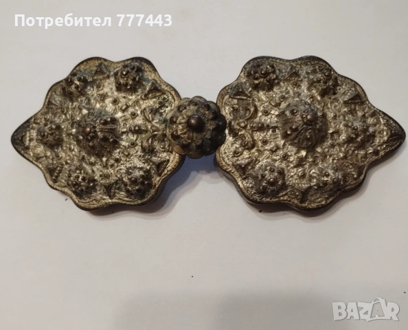 Сребърни  възрожденски пафти