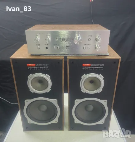 Усилвател Akai AM 2200 с тонколони Akai SR-H30