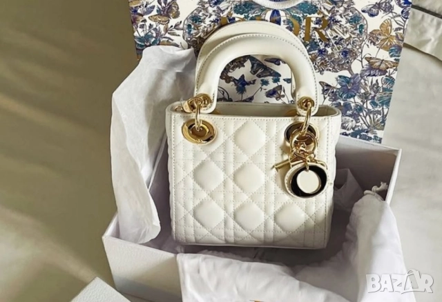 чанта christian dior