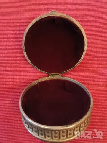 Кутия за бижута със сребърно покритие. , снимка 4 - Антикварни и старинни предмети - 48785275