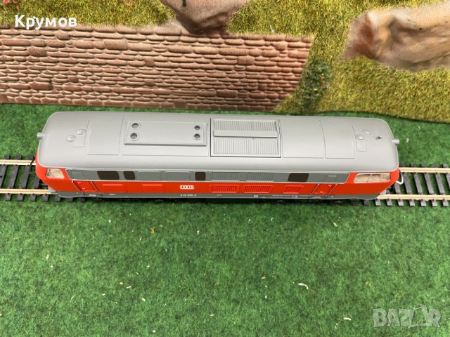 Локомотив дизелов Пико BR218 Н0 1:87 влак ЖП модел, снимка 2 - Колекции - 54335220