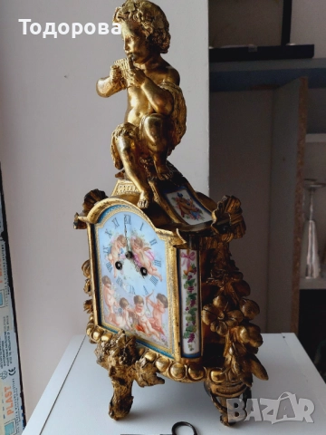 Много рядък Каминен бронзов часовник-Франция 19 век ,позлата, порцелан, 4 200 €, снимка 6 - Стенни часовници - 52310498