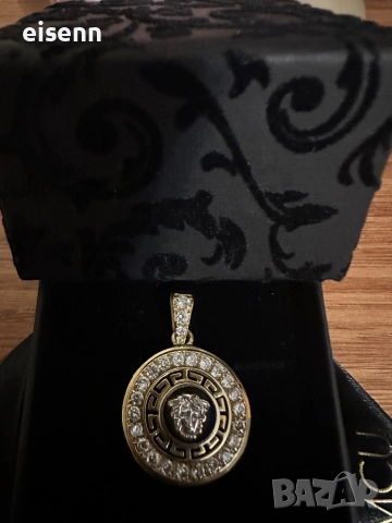 Златна Висулка Versace,