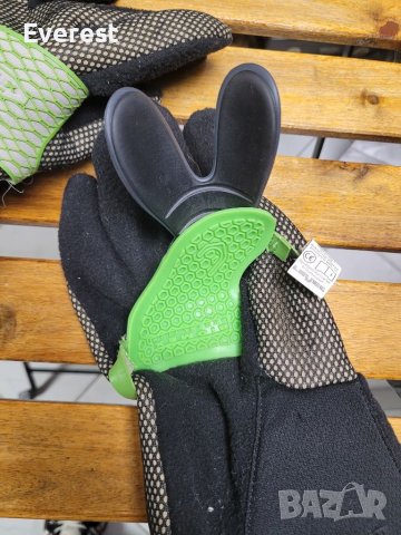 Ръкавици - протектори за сноуборд, снимка 3 - Зимни спортове - 40337170
