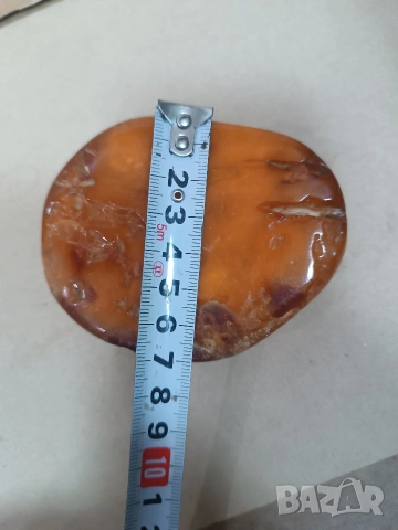 Голямо парче естествен кехлибар, снимка 7 - Антикварни и старинни предмети - 54014586