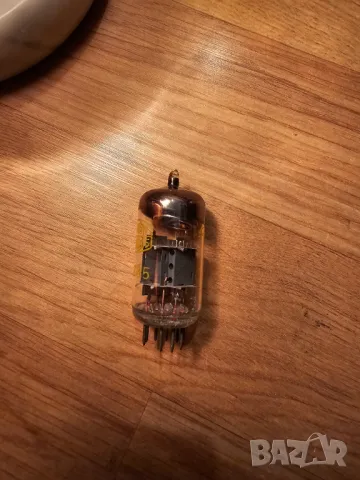 Радиолампа, радиолампи - PCC85 нова - възстановете вашета вярна и дългослужила техника .