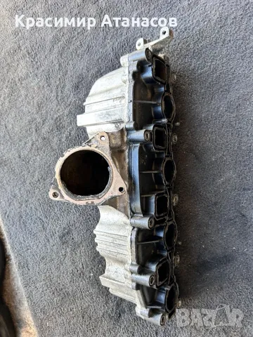 Всмукателен колектор за Vw пасат B6. 03L129711E, снимка 2 - Части - 48843073