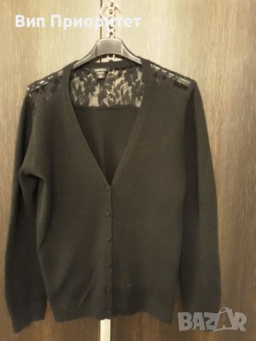 Черна жилетка плетиво + коприна , ефектен стайлинг, дантелени сегментина гърба зад врата и на рамене, снимка 3 - Жилетки - 37456400