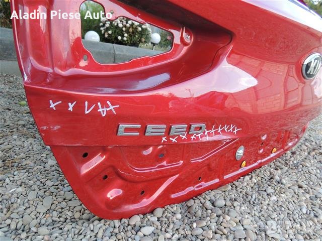 Задна врата Kia Ceed Година 2018 2019 2020 2021 2022 2023 Хечбек , снимка 5 - Аксесоари и консумативи - 42805178