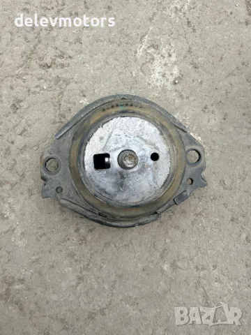 68252518AA тампон за двигател от Jeep Grand Cherokee WK2 3.6i