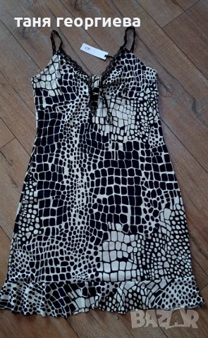 Дамска къса рокля, снимка 1