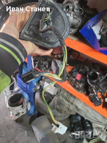 ляво огледало Mercedes w203 06г. C-class, снимка 3 - Части - 52923036