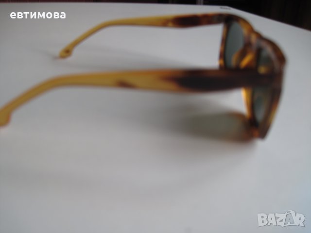 Оригинални слънчеви очила Benetton​, унисекс, снимка 2 - Слънчеви и диоптрични очила - 29225684