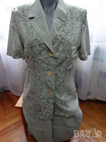 Дамски костюм, снимка 1