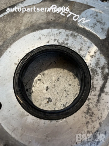 Капак на уплътнението на коляновия вал за Volkswagen Phaeton 3.0 Tdi BMK 165Kw 224Hp 059103173M, снимка 2 - Части - 54198036