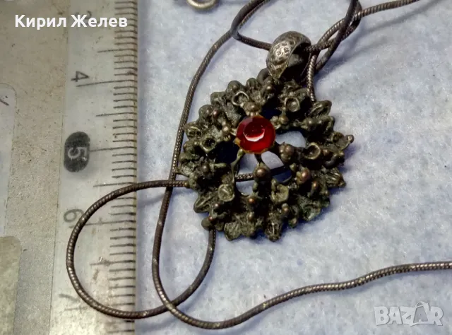 СТАР СКЪПОЦЕНЕН ПОСРЕБРЕН МЕДЕН МЕДАЛЬОН с НАТУРАЛЕН ГРАНАТ и СРЕБЪРНО КОЛИЕ СРЕБРО 925 ITALY 49773, снимка 14 - Антикварни и старинни предмети - 49886270