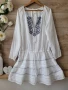 Бяла рокля с бродерии H&M , снимка 4