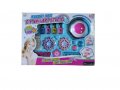 Детски комплект ноктопластика с 4 лака и машинка с въздух, снимка 1 - Кукли - 39018452