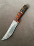 Ловен нож от Дамаска стомана кожена кания, снимка 1 - Ножове - 44746300