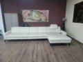 Кремав ъглов диван от плат с лежанка MM-ZE1126 с ел. механизъм, снимка 1 - Дивани и мека мебел - 44216172