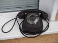 Телефон шайбов черен бакелитов стар от ранния соц, снимка 1