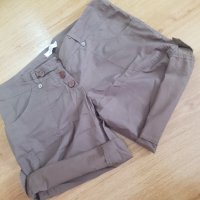 Дамски къси панталонки и поли, снимка 4 - Къси панталони и бермуди - 29481187