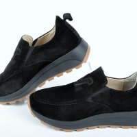 НОВО! Велурени дамски спортни обувки/ маратонки - Два цвята, снимка 2 - Дамски ежедневни обувки - 42874276