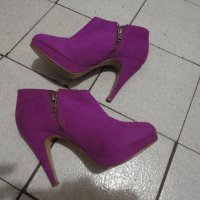 Велурени обувки на ток H&M, снимка 2 - Дамски обувки на ток - 31238568