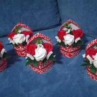 Сърца с ароматни съпунени рози , снимка 1 - Изкуствени цветя - 35643517