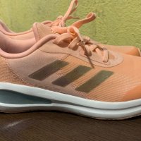 Adidas маратонки, снимка 2 - Маратонки - 42835537