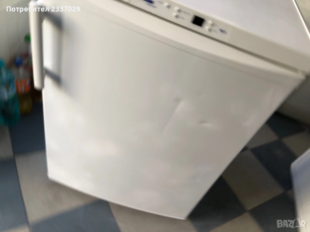 М.фризер:Либхер-4фа-1год гаранция,клас:А+++\шир:60см,дъл:60см,вис:85см,дисплей, снимка 1