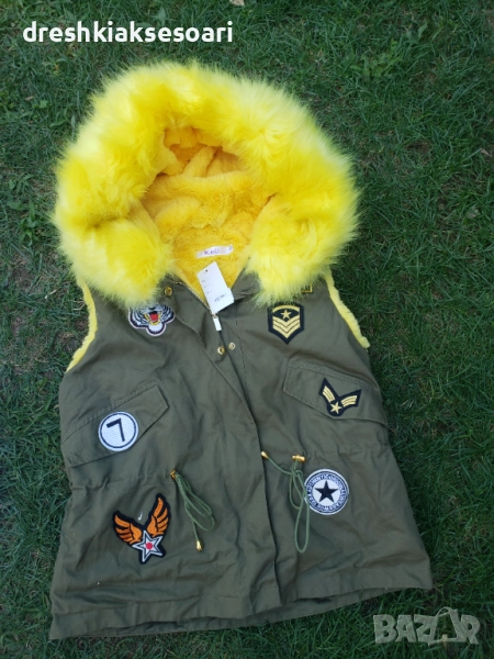 Елек с огромна качулка, снимка 1