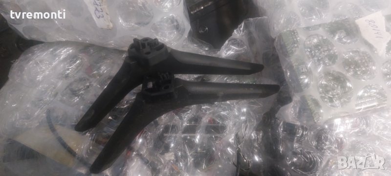 оригинална стойка за телевизор HISENSE модел 40A5600F, снимка 1