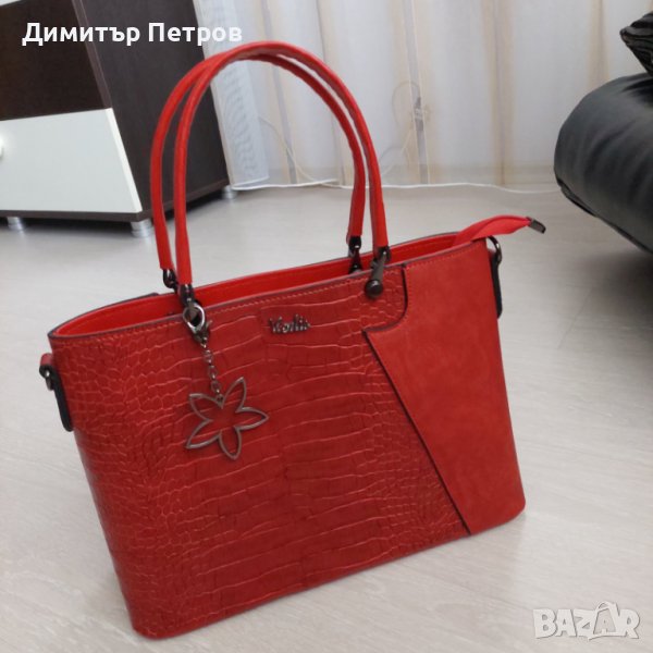 Дамска елегантна чанта Vedis и дамска черна раница, снимка 1