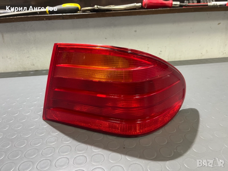 Десен стоп за Mercedes E-class W210 Седан (преди фейс), снимка 1