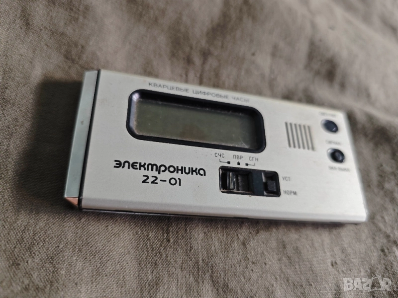 кварцов часовник Электроника 20-01, снимка 1
